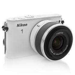 Цифровой фотоаппарат Nikon 1 J3 Kit 10-30mm VR - характеристики и отзывы покупателей.