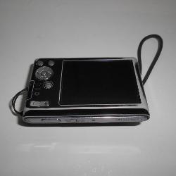 Компактный фотоаппарат Sony Cyber-shot DSC-W830 - характеристики и отзывы покупателей.