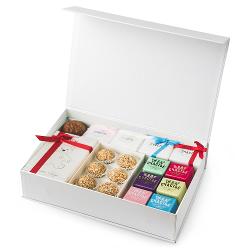Большой набор шоколадных конфет и трюфелей Счастье в подарочной упаковке - характеристики и отзывы покупателей.